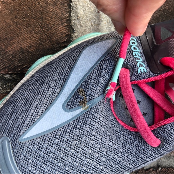 Brooks "PURE CADENCE 4" purple & pink athletic shoes sz 9 - Picture 11 of 12